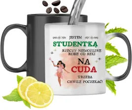 kubek-magiczny-dla-studentki-zmieniajacy-kolor-z-nadrukiem-ze-zdjeciem