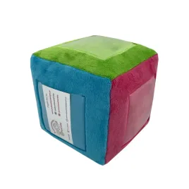 kolorowa-kostka-edukacyjna-z-okienkiem-poduszka-ksztaltka
