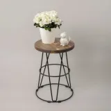 kwietnik-drewno-material-wykonania-metal