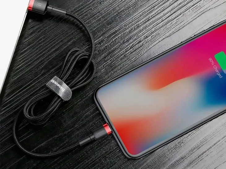 baseus-kabel-usb-lightning-iphone-2-4a-1m-czerwony-stan-opakowania-oryginalne
