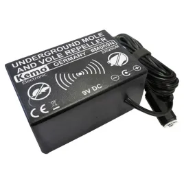 odstraszacz-kretow-nornic-wodoodporny-przeciwko-myszom-i-szczurom