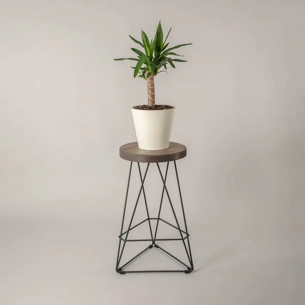 kwietnik-drewno-material-wykonania-metal