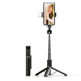 uchwyt-selfie-z-odpinanym-pilotem-bluetooth-tripodem-i-lampa-led-p90d