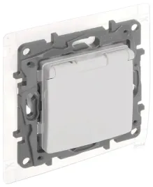 gniazdo-pojedyncze-le-764537-niloe-230-v-16-a-ip44-legrand