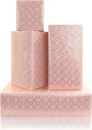 papier-do-pakowania-prezentow-kolor-rozowy-wzor-geometryczny-43cm-3m