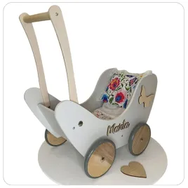 wozek-dla-lalek-tradycyjny-tutaj-naturalne-drewno