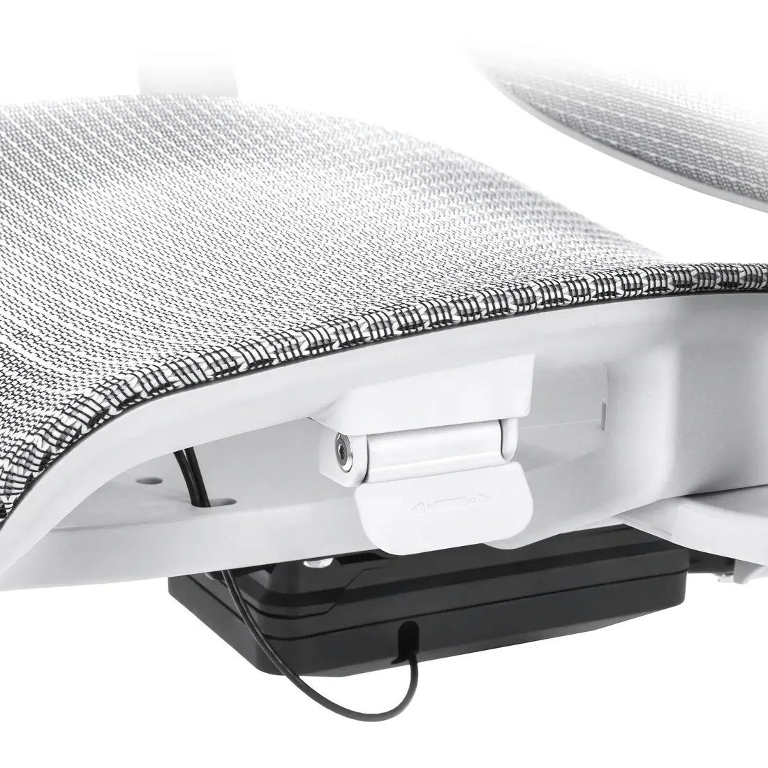 levano-system-fotel-ergonomiczny-control-pro-bialy-stan-nowy