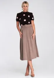 elegancka-bezowa-spodnica-midi-rozkloszowana-na-gumce-z-paskiem-figl-m123
