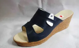 klapki-na-szeroka-stope-koturn-cgranat-teg-h-40