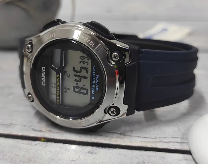 zegarek-casio-w-211-2avef-marka-casio