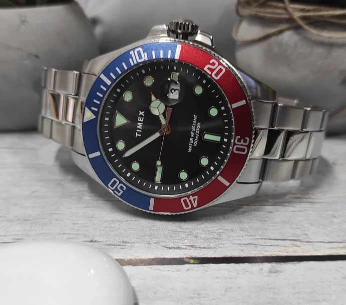 zegarek-timex-tw2u71900-diver-meski-funkcje-datownik