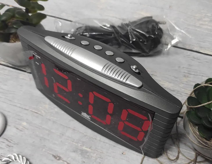 budzik-sieciowy-led-xonix-1809-red-typ-budzik