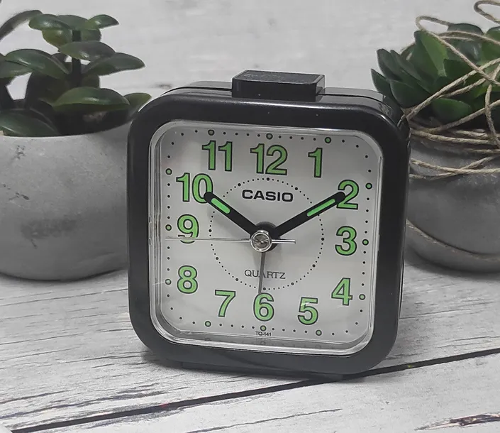 budzik-casio-tq-141-1ef-marka-casio