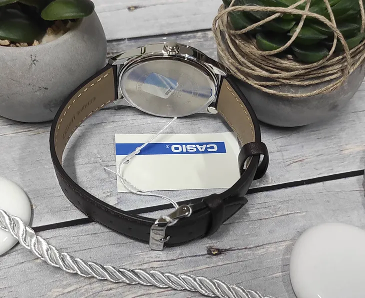 zegarek-casio-mtp-e180l-5avef-meski-model-mtp-e180l-5avef