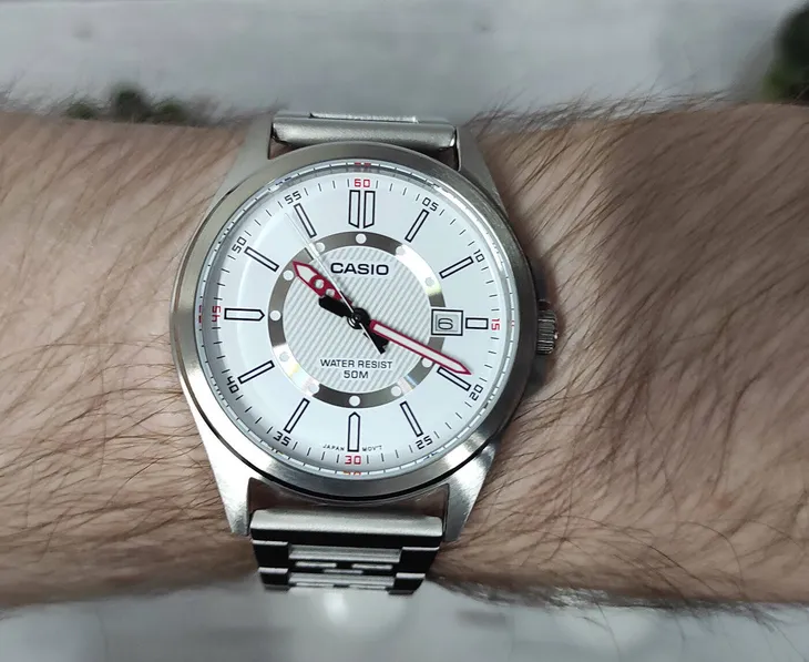 zegarek-casio-mtp-e700d-7evef-meski-stan-nowy