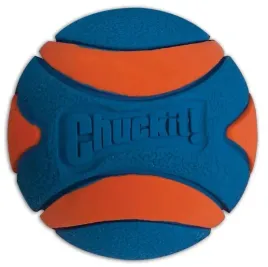solidna-gumowa-pilka-or-zabawka-z-piszczalka-dla-psa-chuckit-or-rozmiar-l