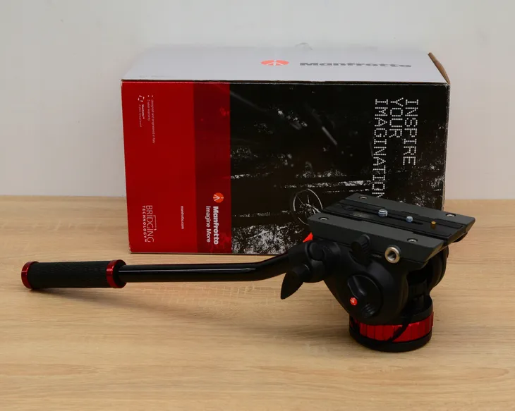 glowica-video-manfrotto-mvh502ah-marka-manfrotto-waga-z-opakowaniem-2-kg