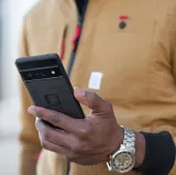 kabura-peak-design-do-google-pixel-7a-szary-certyfikat-ce