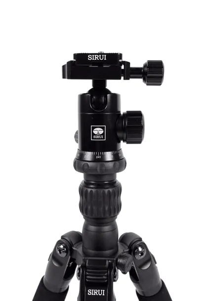 sirui-statyw-traveler-7c-carbon-certyfikat-ce