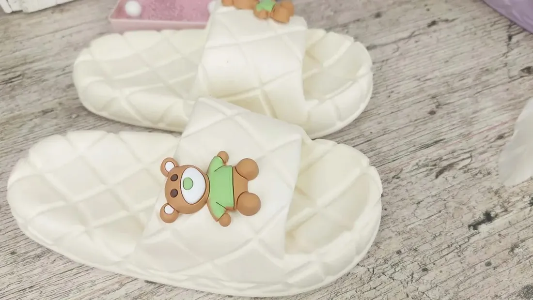 klapki-dzieciece-basenowe-plazowe