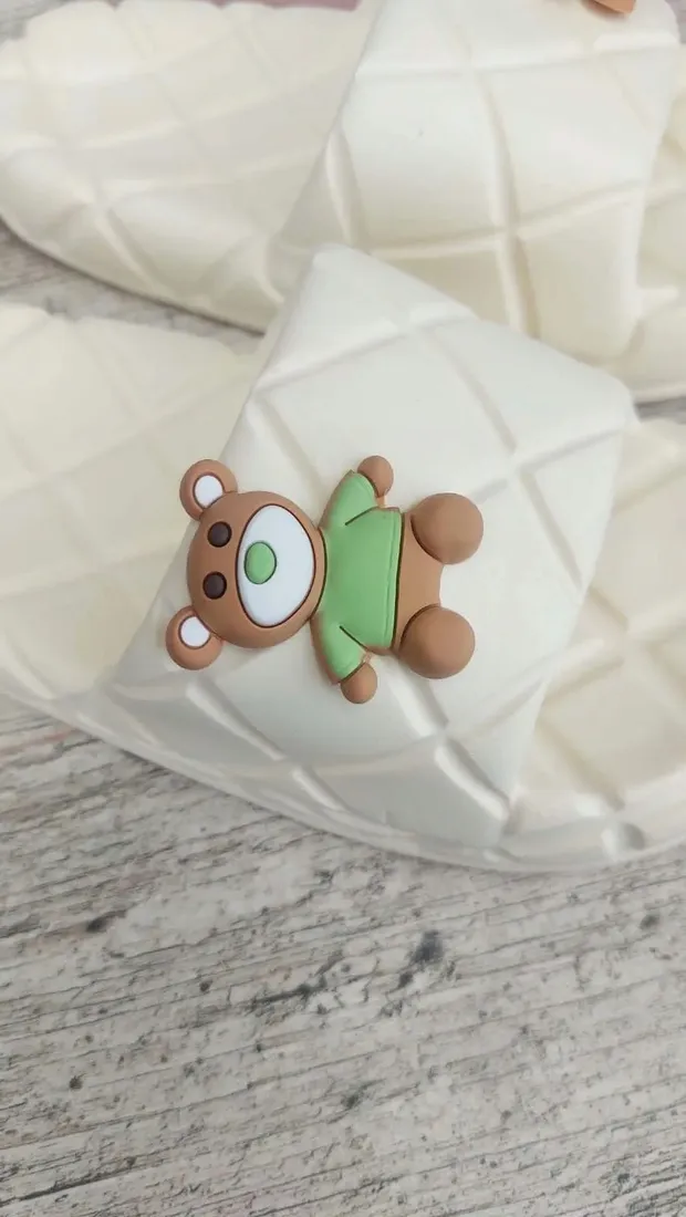 klapki-dzieciece-basenowe-plazowe