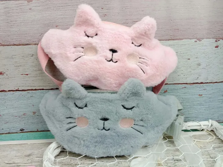 nerka-torebka-saszetka-bohater-brak