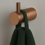 wieszak-na-recznik-haczyk-rea-prism-brush-copper-9706-miedz-szczotkowana-stan-nowy