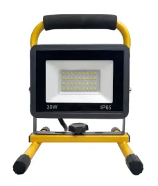 naswietlacz-halogen-lampa-led-na-statywie-30w-orno