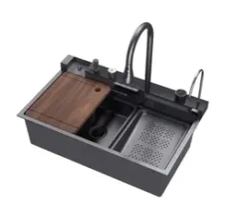 zlewozmywak-jednokomorowy-nayes-stal-czarny-wodospad-bateria-dozownik-deska