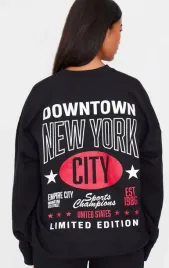kc74112-prettylittlething-bluza-czarna-nadruk-new-york-17-xl