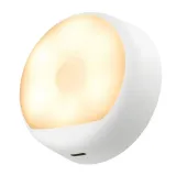 lampka-nocna-yeelight-bialy-bohater-brak