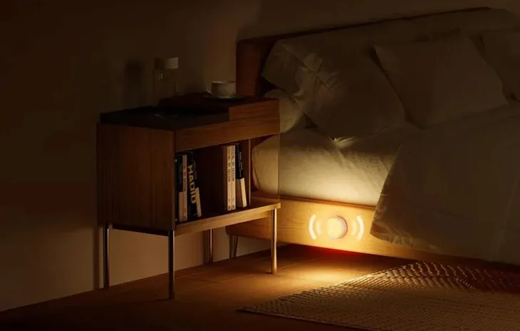 lampka-nocna-yeelight-bialy-barwa-swiatla-zolty