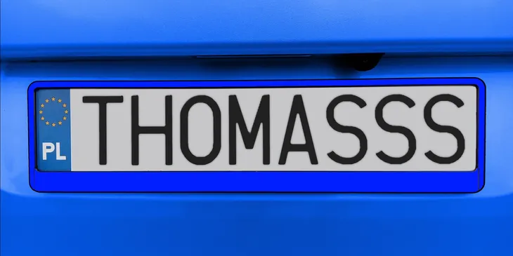 niebieska-ramka-do-chery-e5-2011-2016-2015-2014-2013-2012-thomasss