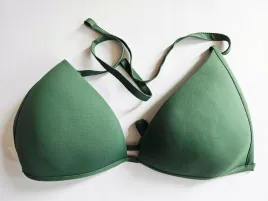 gora-bikini-biustonosz-calzedonia-indonesia-zielony-rozmiar-85b-80c-75d