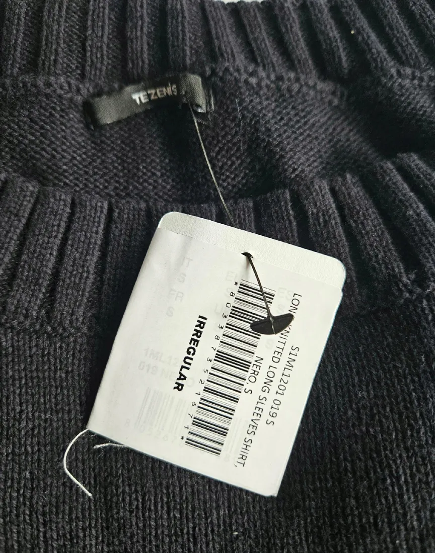 tezenis-sweter-czarny-rozmiar-s-stan-nowy