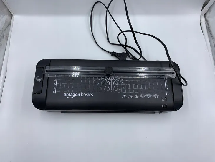 laminator-amazonbasic-b09q9679p1-na-goraco-rodzaj-laminacji-na-goraco