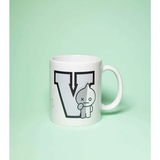 bt21-kubek-ceramiczny-300ml-wan-kolor-bialy-odcienie-niebieskiego-odcienie-zoltego-i-zlota-marka-grupoerik