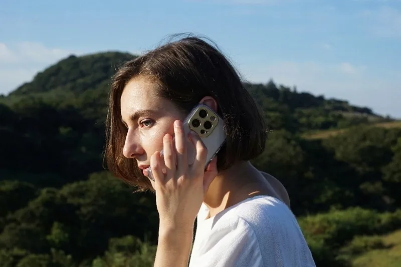 moshi-iglaze-magsafe-etui-iphone-14-plus-meteorite-gray