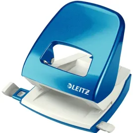dziurkacz-leitz-wow-5008-niebieski