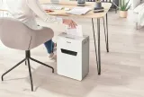 niszczarka-leitz-iq-protect-10-p-4-podawanie-papieru-reczne