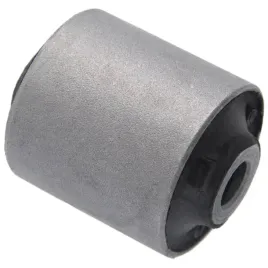 tuleja-wahacza-tyl-toyota-hilux-sw4-2007-2008-2009-2010-2011-2012-2013-2014