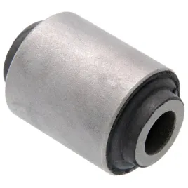 tuleja-gorna-zwrotnicy-tylnej-osi-chevrolet-equinox-2011-2012-2013-2014