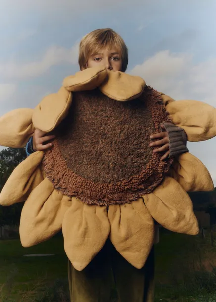 poduszka-podlogowa-slonecznik-farm-lorena-canals-dlugosc-poduszki-60-cm