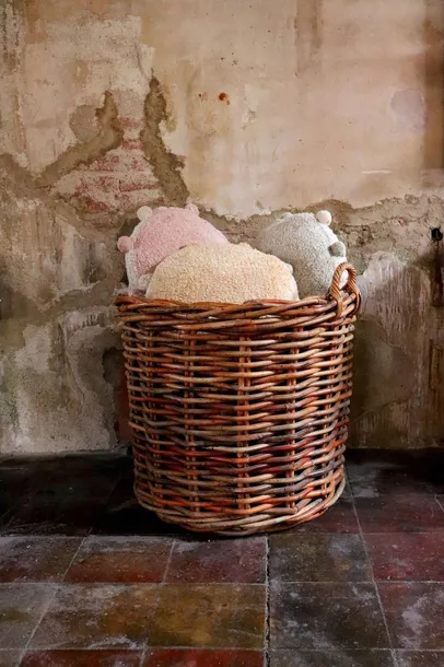 poduszka-podlogowa-bubbly-olive-lorena-canals-marka-little-dutch