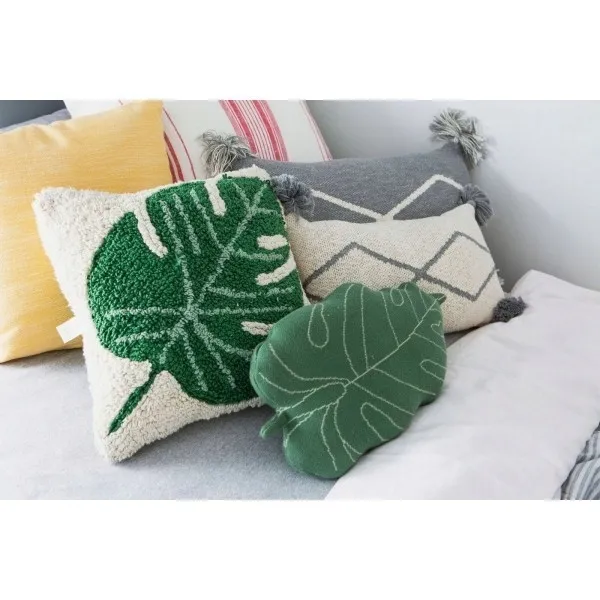 poduszka-lisc-monstera-38x38-cm-lorena-canals-plec-chlopcy-dziewczynki