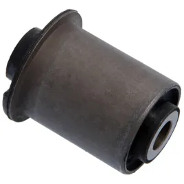 tuleja-tylna-wahacza-tyl-gora-infiniti-m-2010-2011-2012-2013
