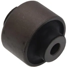 tuleja-wahacza-tyl-poprzeczny-nissan-patrol-iv-2003-2004-2005-2006-2007