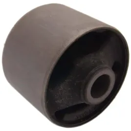tuleja-mocowania-dyferencjalu-mitsubishi-delica-space-gear-1999-2000-2001