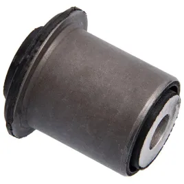 tuleja-wahacza-tyl-gora-nissan-skyline-2005-2006-2007-2008-2009-2010-2011