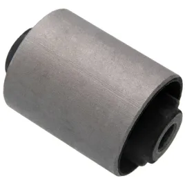 tuleja-wahacza-tyl-toyota-zace-i-2006-2007-2008-2009-2010-2011-2012-2013